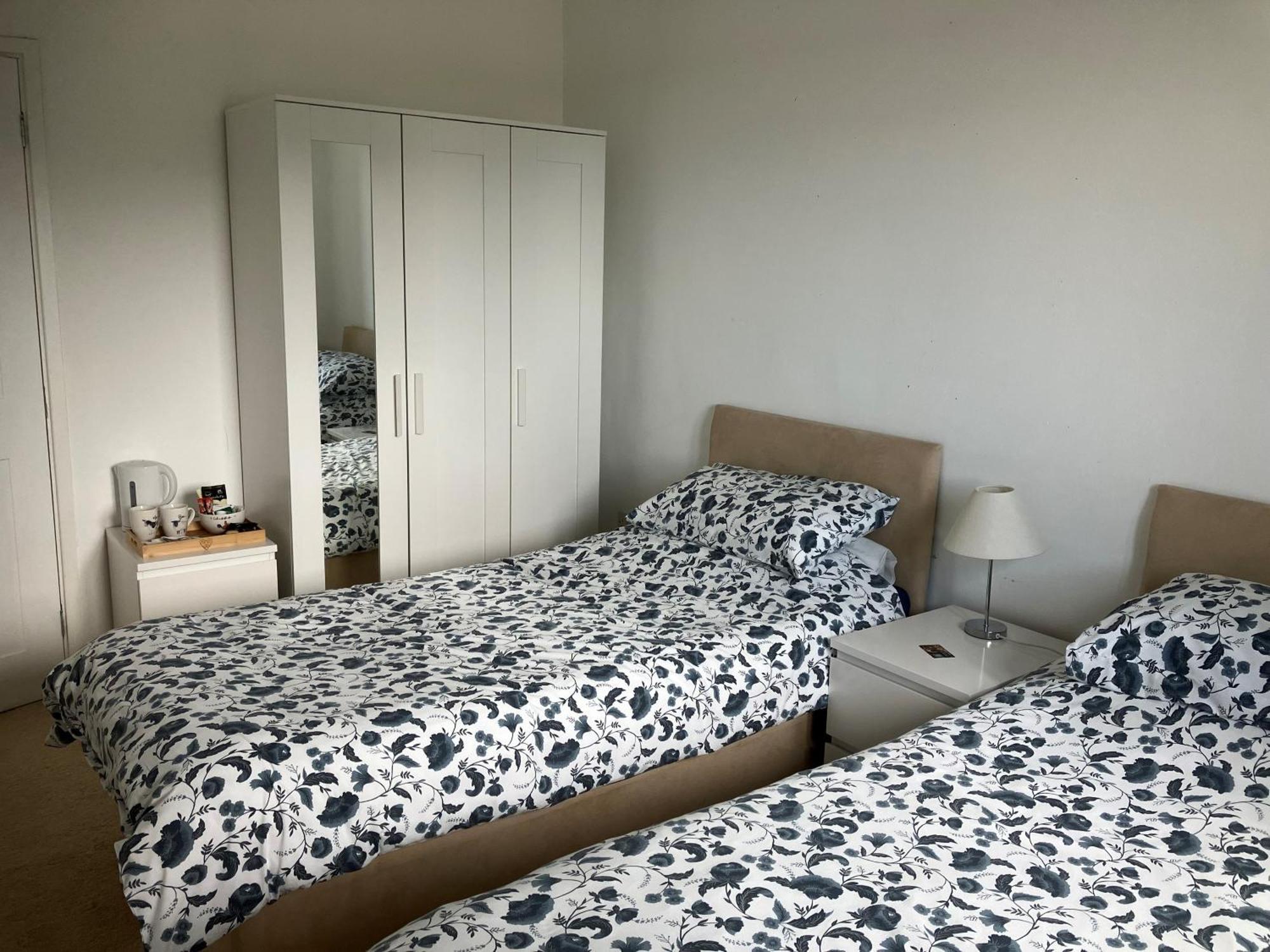 캔터베리 Withy Farm B&B 외부 사진